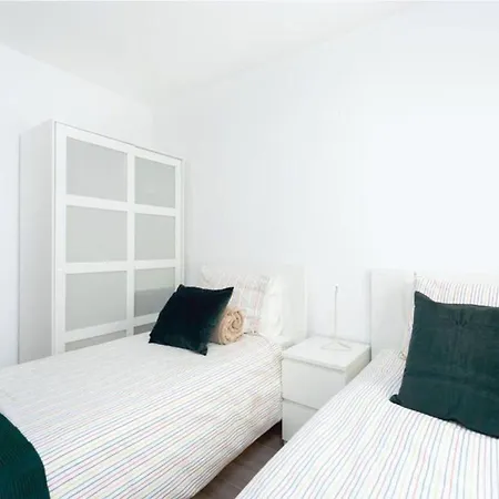 Apartment Live Medano England *